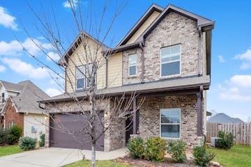 200 ADDISON DR CALERA, AL 35040